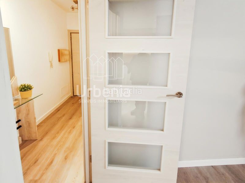 Foto bd0ad6a6-b3b6-4650-85b6-b41ecd953035. Appartamento con riscaldamento in Eixample Mataró