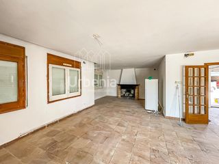 House in Urbanitzacions. Magnífica vivienda unifamiliar situada en una de las zonas resid