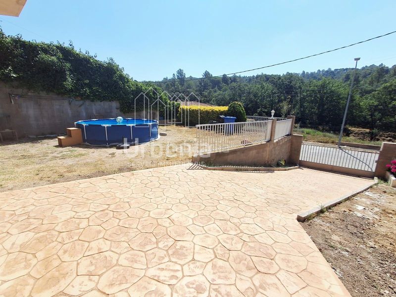 Foto 692f8b98-4f17-4d44-944a-aef154bd60ea. Casa amb calefacció aparcament a Tordera Tordera