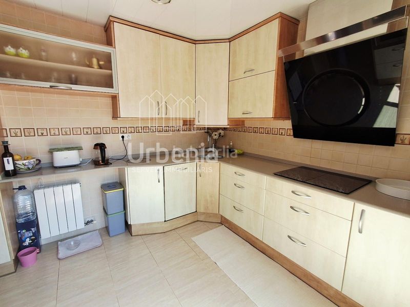 Foto ffe59e64-2f7a-4205-8ce8-80dd068f2281. Casa amb calefacció aparcament a Tordera Tordera