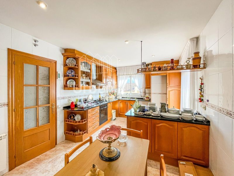 Foto a4e46af8-d6e1-4177-9c19-f702ea81f653. Casa amb calefacció aparcament a Nucli Urbà Argentona