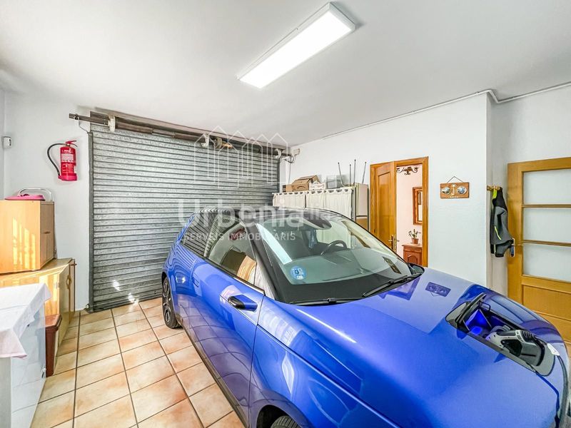 Foto d8796aac-b988-42a5-b519-09b6371be945. Casa amb calefacció aparcament a Nucli Urbà Argentona
