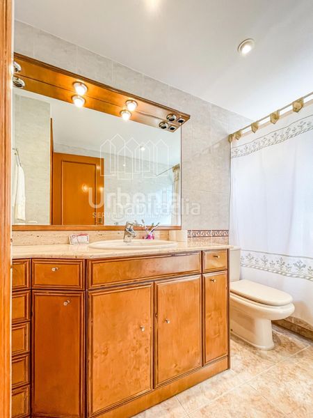 Foto eb9fa918-8e48-4fb2-9807-f7f6b1b7fa2d. Casa amb calefacció aparcament a Nucli Urbà Argentona