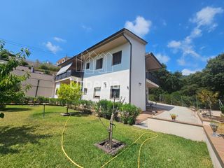 Casa a Niàgara Parc -Àgora Parc. La casa que lo tiene todo en can domènech!
