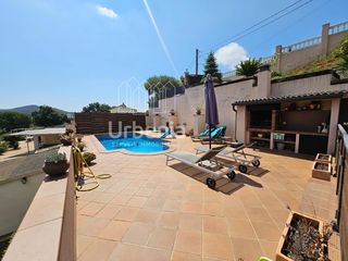 Casa a Niàgara Parc -Àgora Parc. La casa que lo tiene todo en can domènech!