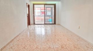 Flat in Rocafonda. Ático muy luminoso en rocafonda, mataró