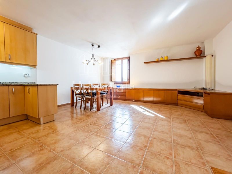 Foto 417acaee-f9eb-48ed-9c61-371d0f4fbd6a. Casa amb calefacció aparcament a Nucli Urbà Argentona