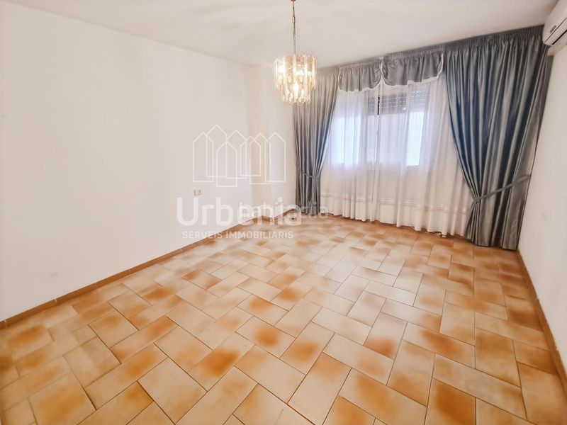 Foto f2157721-3e6d-4539-a28a-89da0b936fbe. Pis amb calefacció a Peramàs Mataró
