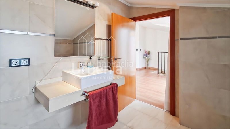 Foto 0d89c1dc-e9d1-4208-a4d1-2d93ac95398b. Duplex con riscaldamento in Tordera Tordera