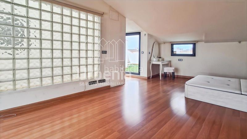 Foto 5ae1f85b-dbd2-442f-a9cd-1b71eab6fa2a. Duplex con riscaldamento in Tordera Tordera