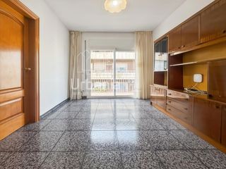 Appartamento  Plaza reis catolics. Piso en pineda de mar