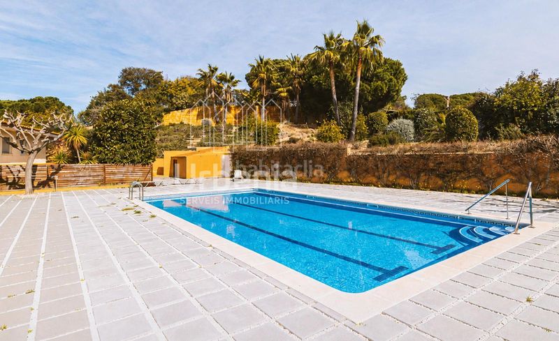 Foto 1a9f1fc7-b97b-410b-b364-e3a4b678e795. Casa amb calefacció aparcament piscina a Urbanitzacions Sant Pol de Mar