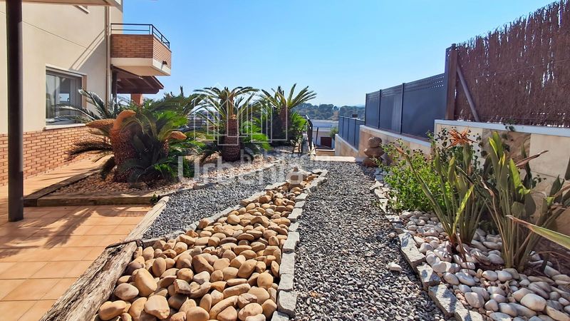Foto c77cc78c-e723-4c5e-8752-a3a3f87594c5. Casa amb calefacció aparcament piscina a Urbanitzacions Sant Pol de Mar