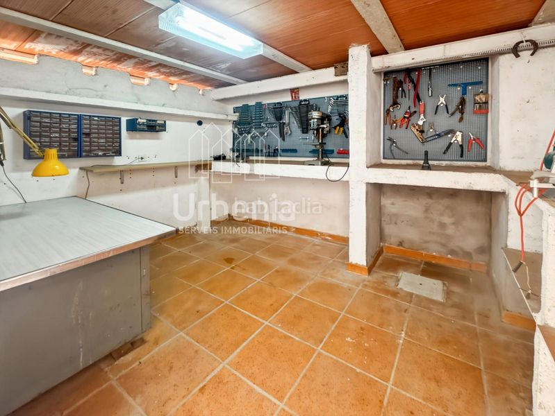 Foto 31e59d47-3e17-4d2e-bde3-3dc2dce0f085. Casa sant cebria de vallalta can xuxa. espectacular casa con piscina, gran salón con chimenea y bosque privado a 4 min del pueblo en Sant Cebrià de Vallalta