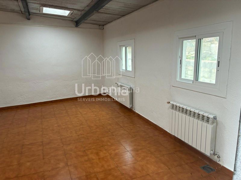 Foto 90e5bd3b-5613-499c-b42b-cf8ffe61ac10. Casa sant cebria de vallalta can xuxa. espectacular casa con piscina, gran salón con chimenea y bosque privado a 4 min del pueblo en Sant Cebrià de Vallalta