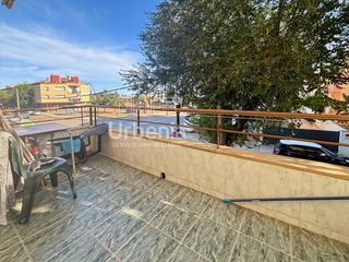 Zweistöckige Wohnung in Palafolls. Fantástico dúplex en palafolls con piscina y jardín comunitarios