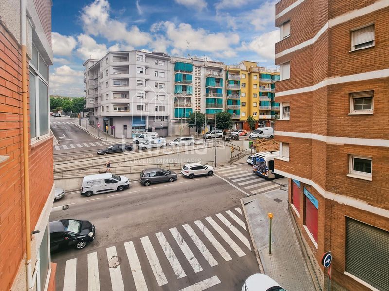 Foto 6ac9cc31-9014-4ba6-8ca5-430a43e5f7fc. Piso mataro luz, espacio y vistas al mar diseña el hogar de tus sueños en rocablanca en Mataró