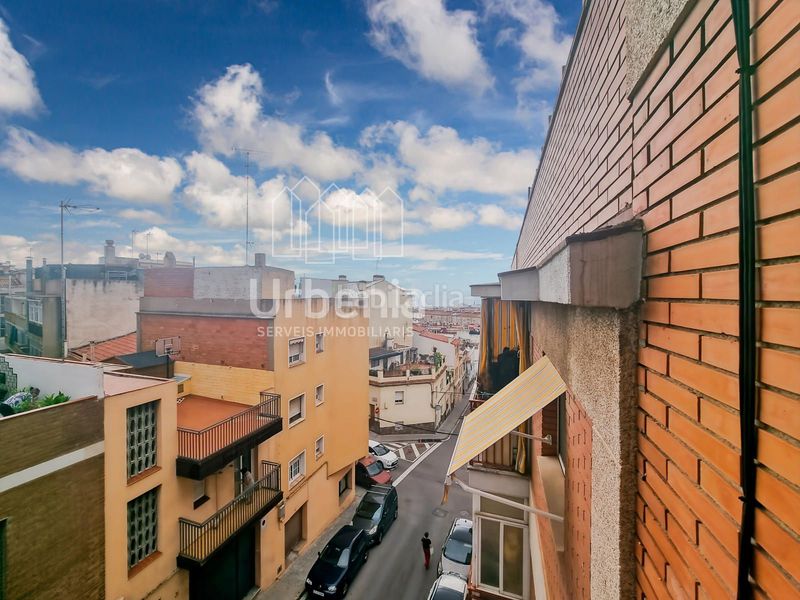 Foto 78a2be23-7757-4e20-bf49-61470b4c6f17. Piso mataro luz, espacio y vistas al mar diseña el hogar de tus sueños en rocablanca en Mataró