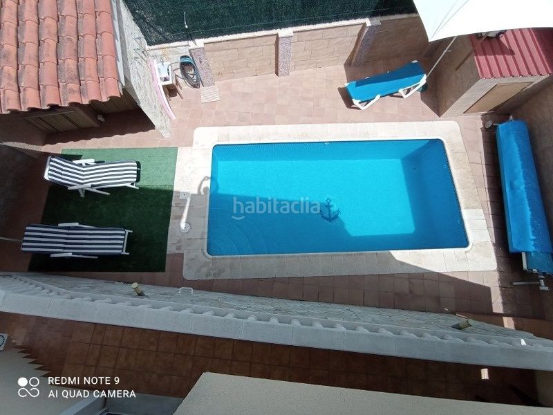 Foto f3000c88-bba7-4fdb-be59-fde2b3f9c231. Xalet amb aparcament piscina a Alcanar
