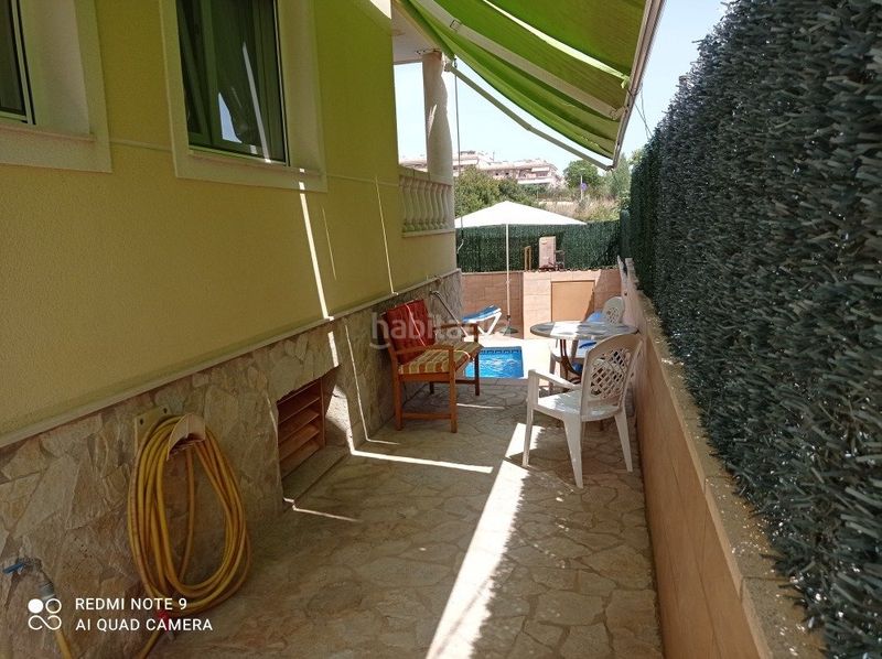 Foto fea29e65-53f1-4d44-b8cd-d19d4989981a. Xalet amb aparcament piscina a Alcanar