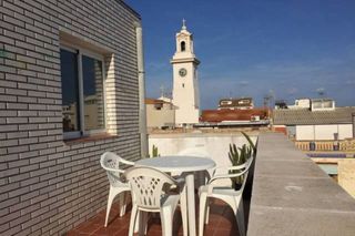 Casa in Centre. Tu refugio junto al mar, en pleno corazón de la ciudad.