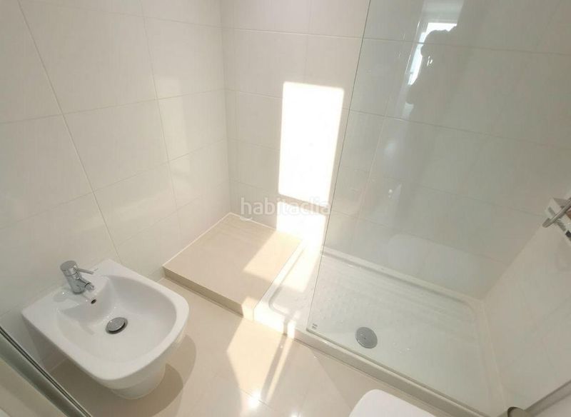 Foto 8622ca0f-b590-4bdd-9e4e-396647339e1a. Apartament amb aparcament piscina a Alcanar