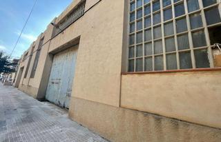 Residential Plot in Nord. Nave solar de 1.071 m2,