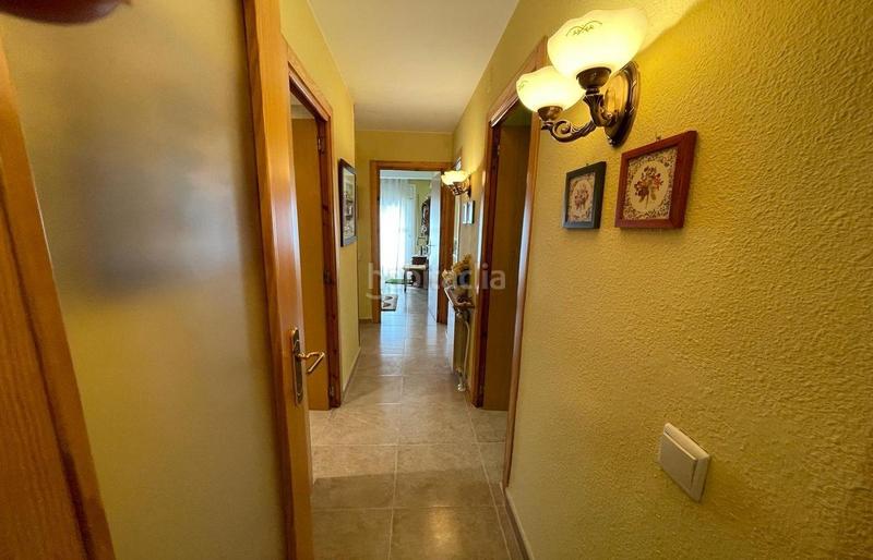 Foto ec1f1c72-7771-4149-ac1d-593c2024f76f. Casa centrica casa con chimenea, barbacoa y almacén en La Ràpita