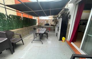 Haus in Centre. Casa con garaje, muy céntrica y a tan solo 400 m de las playas