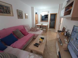 Appartement à Avinguda Catalunya. Piso de 3 dormitorios en zona muy tranquila