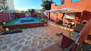 Chalet en Eucaliptus - Poble Nou del Delta. Chalet de 71 m2 con terraza y piscina a muy pocos metros de la p