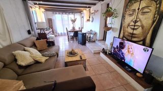 Chalet in Eucaliptus - Poble Nou del Delta. Chalet de 71 m2 con terraza y piscina a muy pocos metros de la p