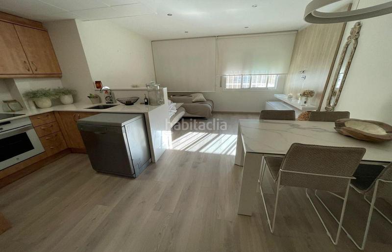 Foto bfc729d5-6709-4392-9d3f-a6b57cdd1de5. Erdgeschoss in Avinguda Catalunya Sant Carles de la Ràpita