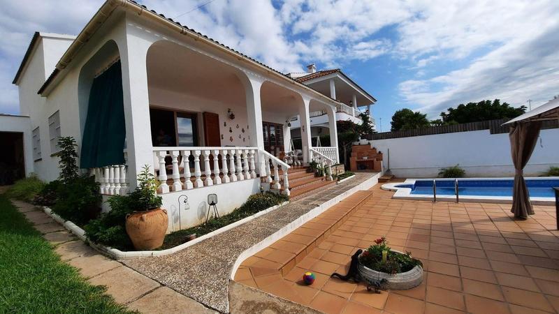 Foto 5ea363d1-8907-4e2a-865f-57dacc2007c9. Xalet amb calefacció aparcament piscina a Alcanar