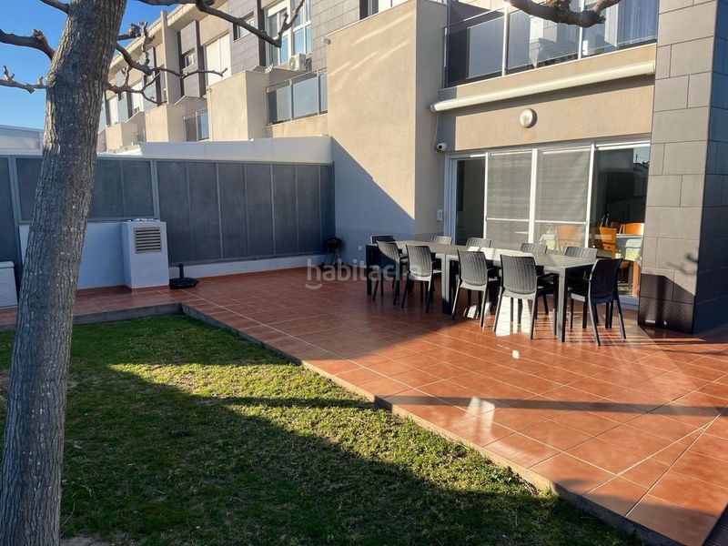 Foto 52a53e4b-f332-4aa2-8e26-305beb2306f1. Casa adossada amb calefacció aparcament piscina a Vinaròs