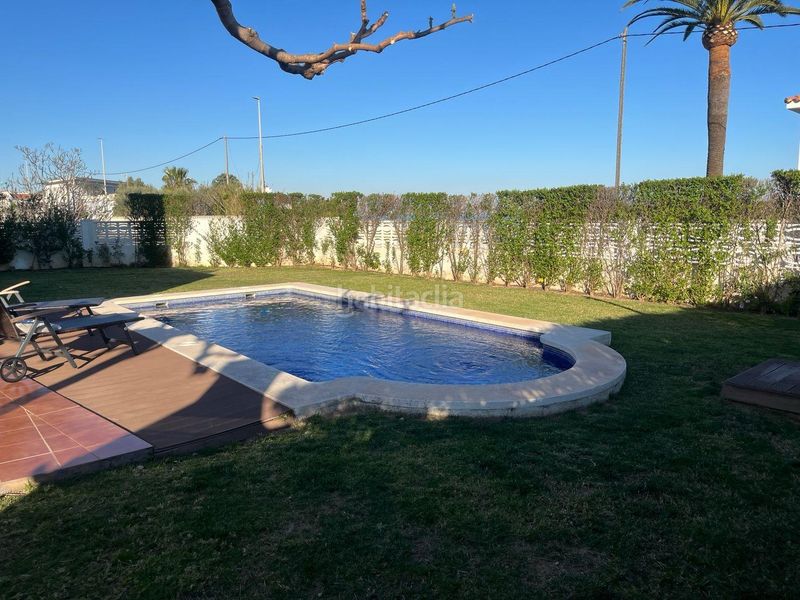 Foto 569fe34b-ba17-43ef-84f5-d9861a81ef88. Casa adossada amb calefacció aparcament piscina a Vinaròs