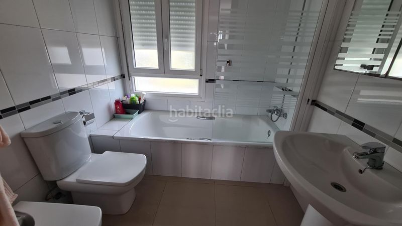 Foto 9b3b3982-2d14-40ff-9490-b33e480c958e. Casa adossada amb calefacció aparcament piscina a Vinaròs