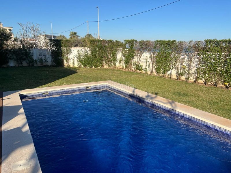 Foto a1456d93-a303-457b-8401-00ff9ba82411. Casa adossada amb calefacció aparcament piscina a Vinaròs