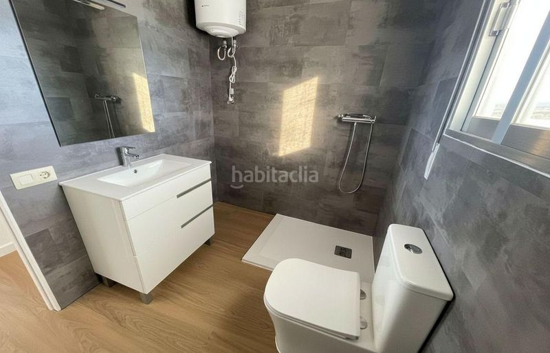 Foto fd00f050-0d83-4869-b7b0-bab9248bcbce. Xalet amb aparcament a Alcanar
