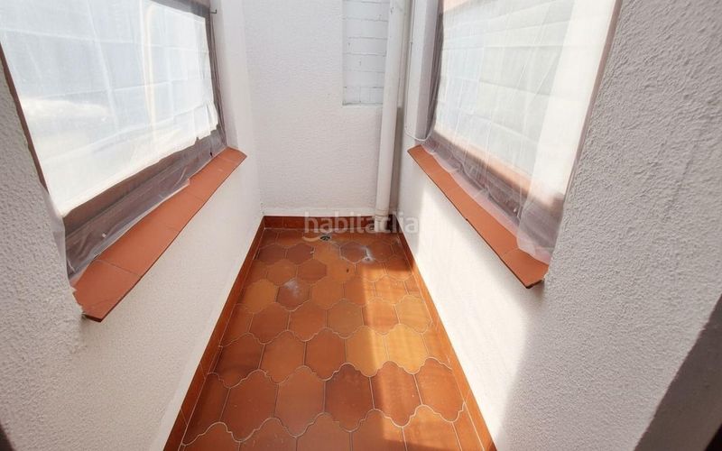 Foto 0eb5a989-4a87-437c-bf53-575d7c4ff1db. Edificio espectacular edificio con almacen, 2 pisos y terrado comunitario en zona muy tranquila en La Ràpita