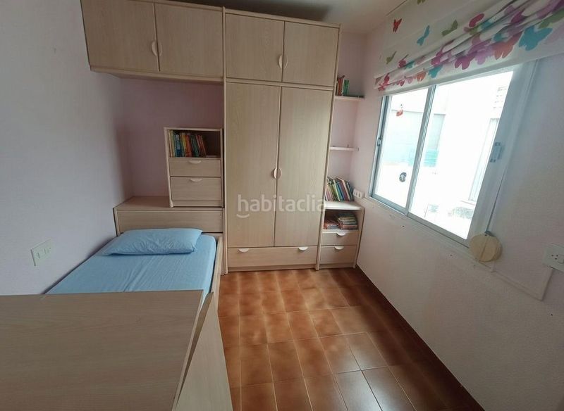 Foto 5c07b202-ca8a-4b31-8e44-174c5d14a676. Edificio espectacular edificio con almacen, 2 pisos y terrado comunitario en zona muy tranquila en La Ràpita