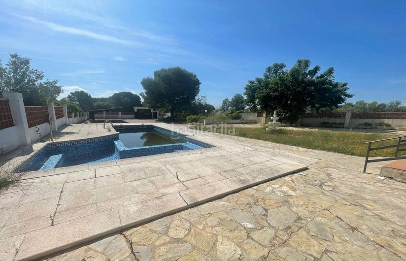 Foto d96b0c83-a8bc-49ac-bc98-9c28cac02b01. Xalet amb aparcament piscina a Alcanar