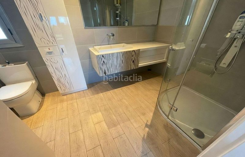 Foto f42ca29a-e741-4888-ab7e-d404345af545. Àtic amb calefacció a Centre La Ràpita
