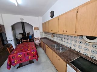 Casa a Sant Jaume d´Enveja. Casa de 102 m2 con 3 dormitorios en els muntells, sant jaume den