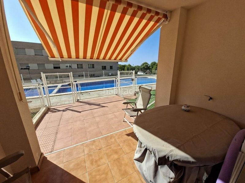 Foto b29fa2f5-4c1e-4df4-89b3-6702ab59fb13. Planta baixa amb aparcament piscina a Alcanar