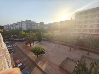 Apartamento en El Maset. Apartamento de 57 m2 muy cerca del centro y de las playas.