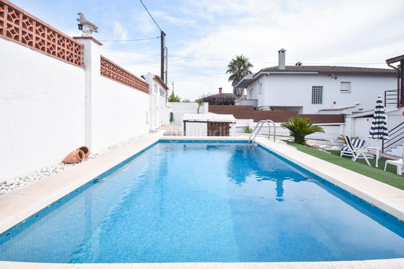 Foto 2336b8e9-a357-4f7e-9830-c4d03cd03bd9. Chalet avec chauffage parking piscine dans Canyelles