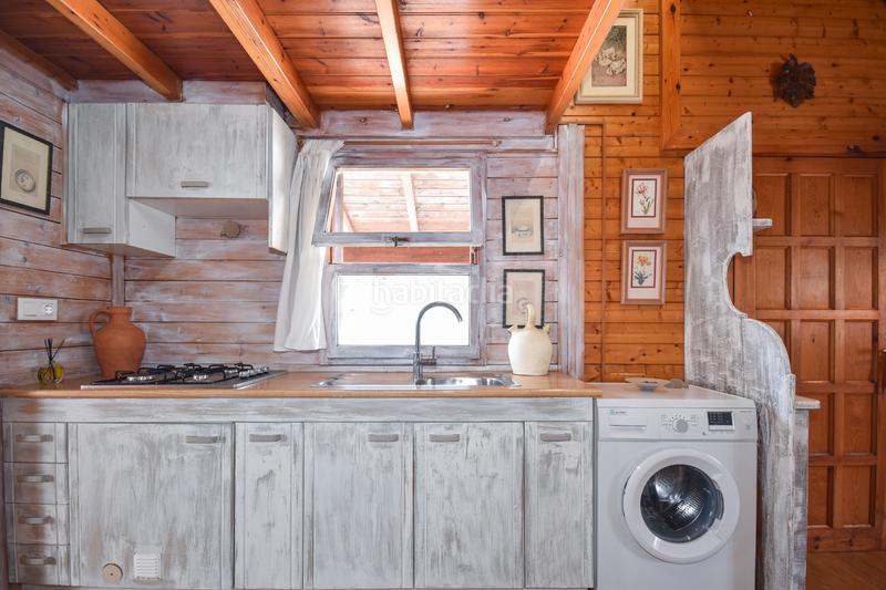 Foto 323d9cfe-9422-4b25-bb91-6075d3044104. Chalet avec chauffage parking piscine dans Canyelles