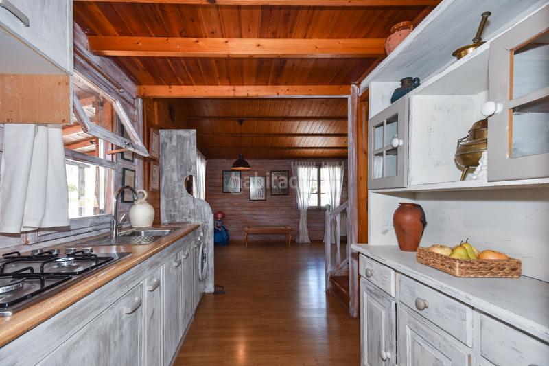 Foto 62ee5dca-be78-46c7-8d7f-d0c8c630b699. Chalet avec chauffage parking piscine dans Canyelles