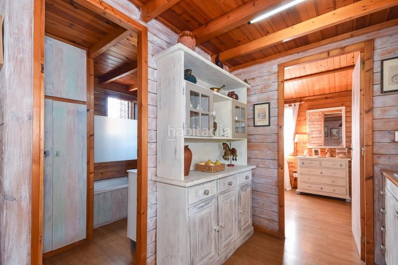 Foto 904e0ad6-1948-4c0c-a299-6eee2e7a6dd3. Chalet avec chauffage parking piscine dans Canyelles